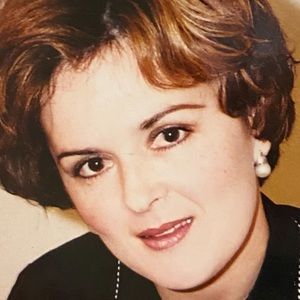 Meet your Posher, Esther